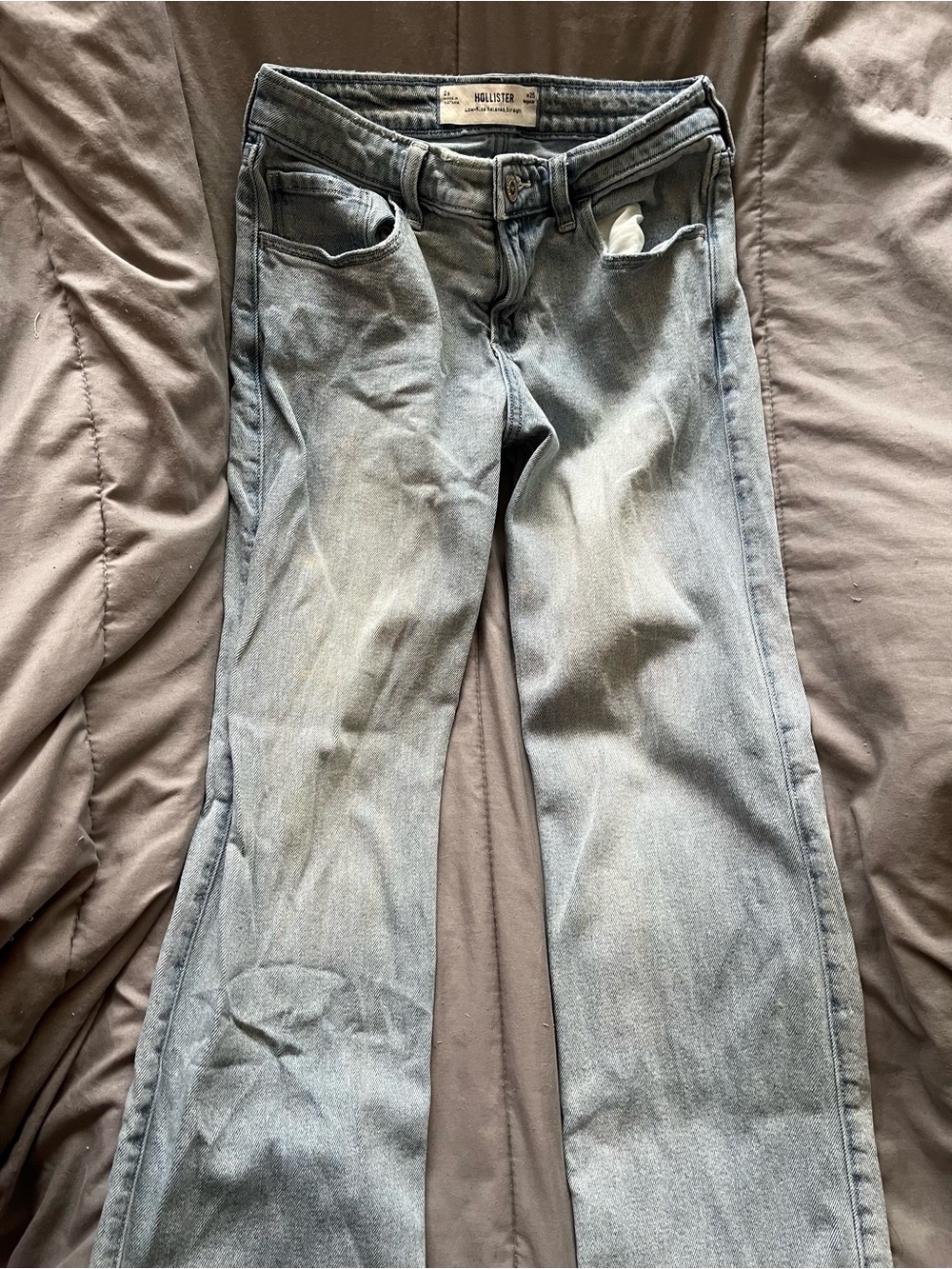 Hollister Women's Light Blue Straight Leg Jeans